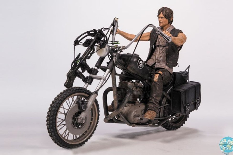 Shop McFarlane Toys Bags | The Walking Dead - Daryl Dixon Mit Chopper Actionfigur: Mcfarlane Toys