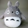 Shop Default Plushies/Pillows | Studio Ghibli - Mein Nachbar Totoro - Fluffy Big Totoro Pluschfigur: Sun Arrow