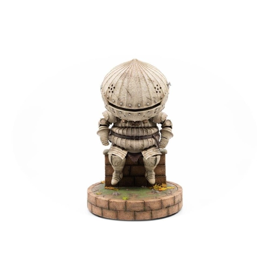 Shop First 4 Figures Premium Statues | Dark Souls - Siegmeyer Of Catarina Statue / Sd: First 4 Figures