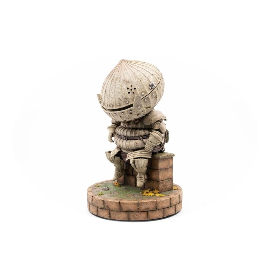 Shop First 4 Figures Premium Statues | Dark Souls - Siegmeyer Of Catarina Statue / Sd: First 4 Figures