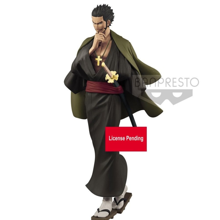 Shop Banpresto One Piece Figure | One Piece - Dracule Mihawk Figur / Treasure Cruise World Journey: Banpresto