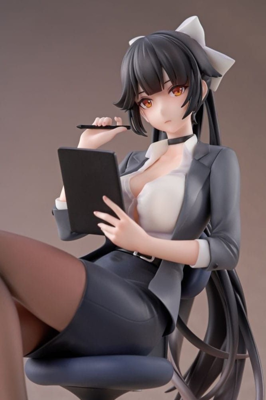 Shop AniGame Statues, Busts & Figures | Azur Lane - Takao Statue / Office Lady Ver.: Anigame