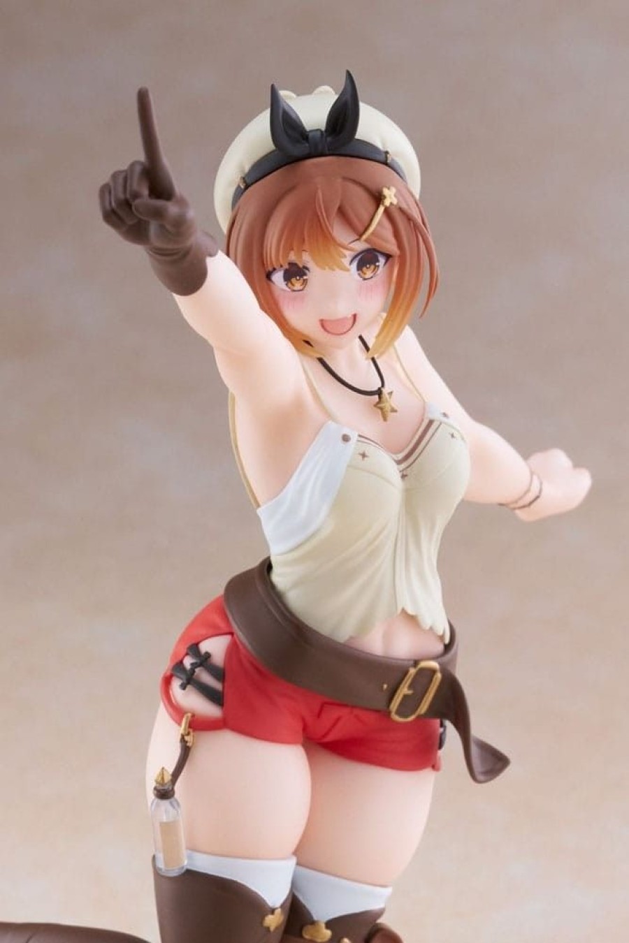 Shop Taito Anime Prize Figures | Atelier Ryza - The Animation Ryza Statue / Ever Darkness & The Secret Hideout Coreful: Taito Prize