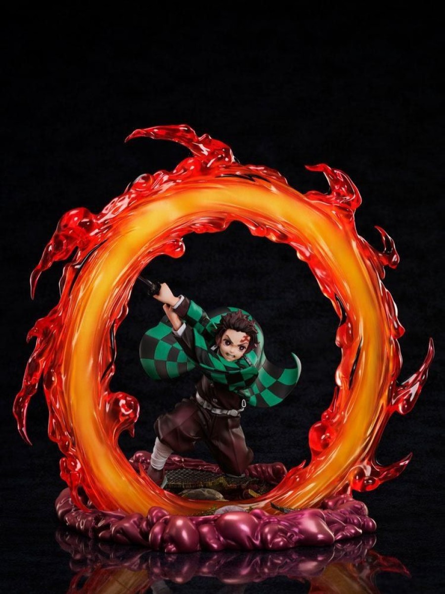 Shop Aniplex Statues, Busts & Figures | Demon Slayer: Kimetsu No Yaiba - Tanjiro Kamado Statue: Aniplex