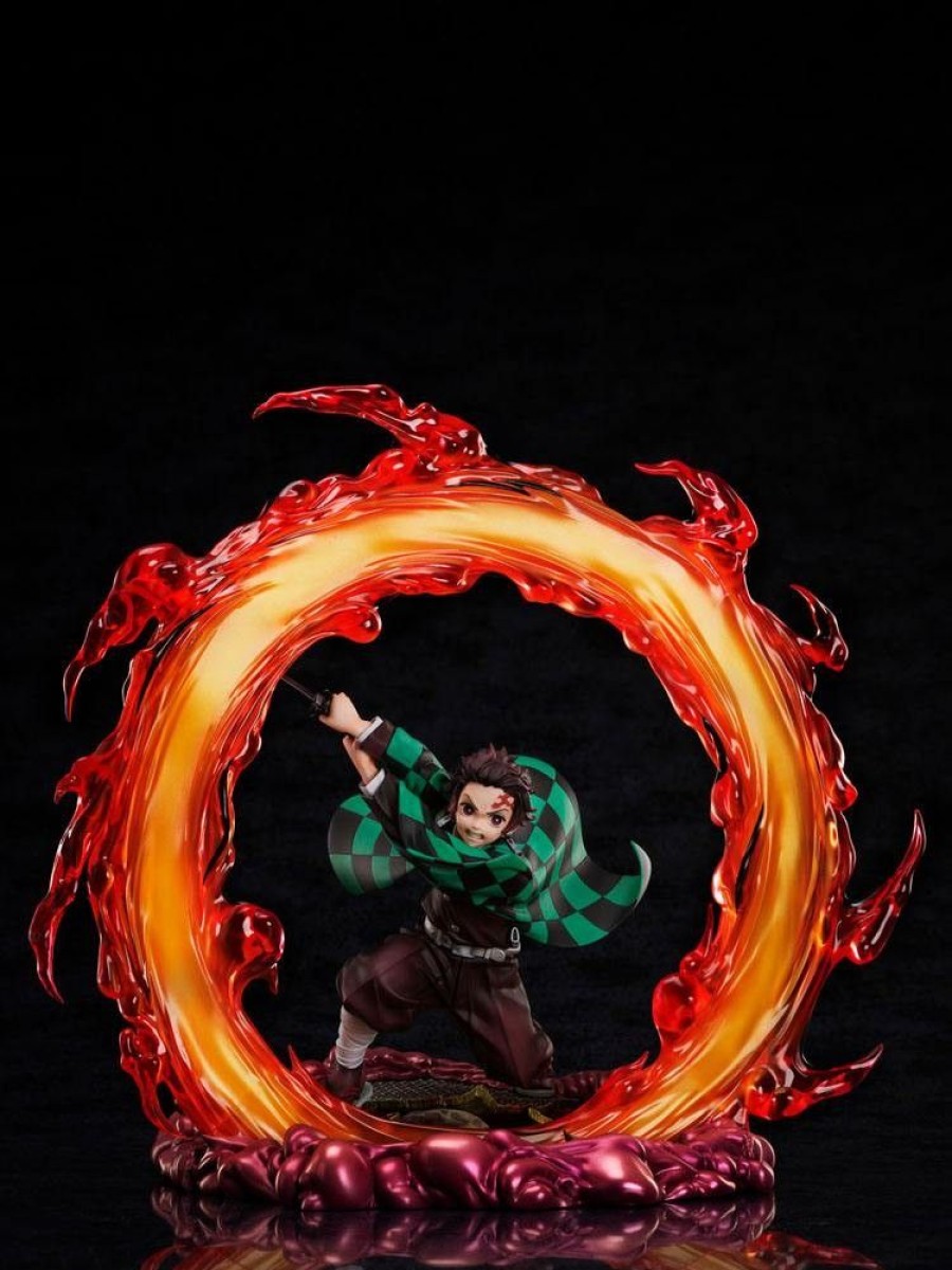 Shop Aniplex Statues, Busts & Figures | Demon Slayer: Kimetsu No Yaiba - Tanjiro Kamado Statue: Aniplex