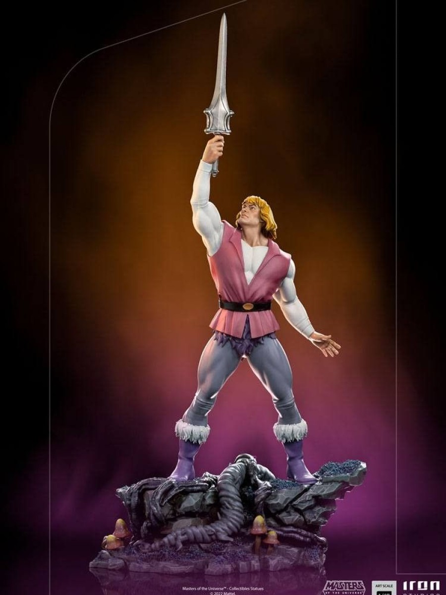 Shop Iron Studios Premium Statuen | Masters Of The Universe - Prince Adam Statue / He-Man: Iron Studios